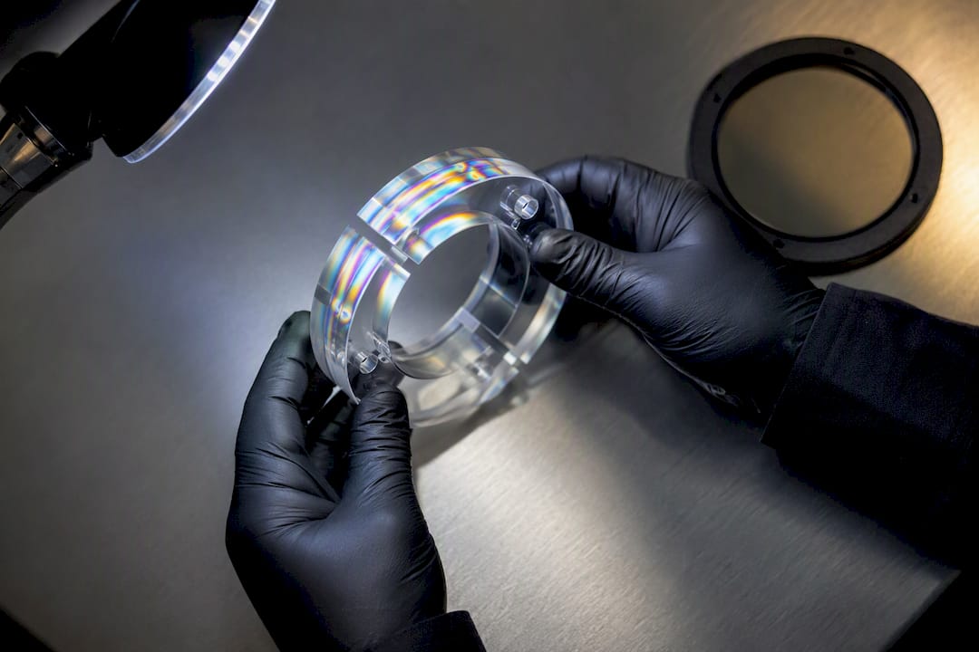 Polycarbonate part under polarized inspection